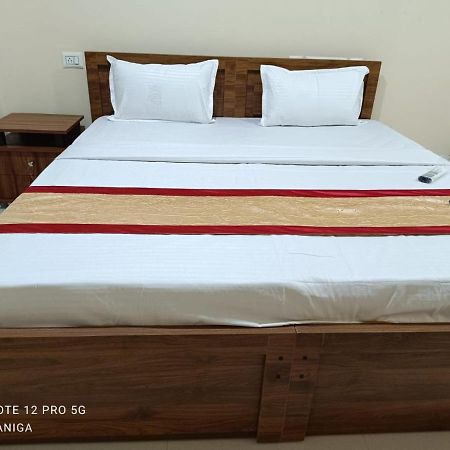 Premier Inn Lodge Mangalore Ngoại thất bức ảnh