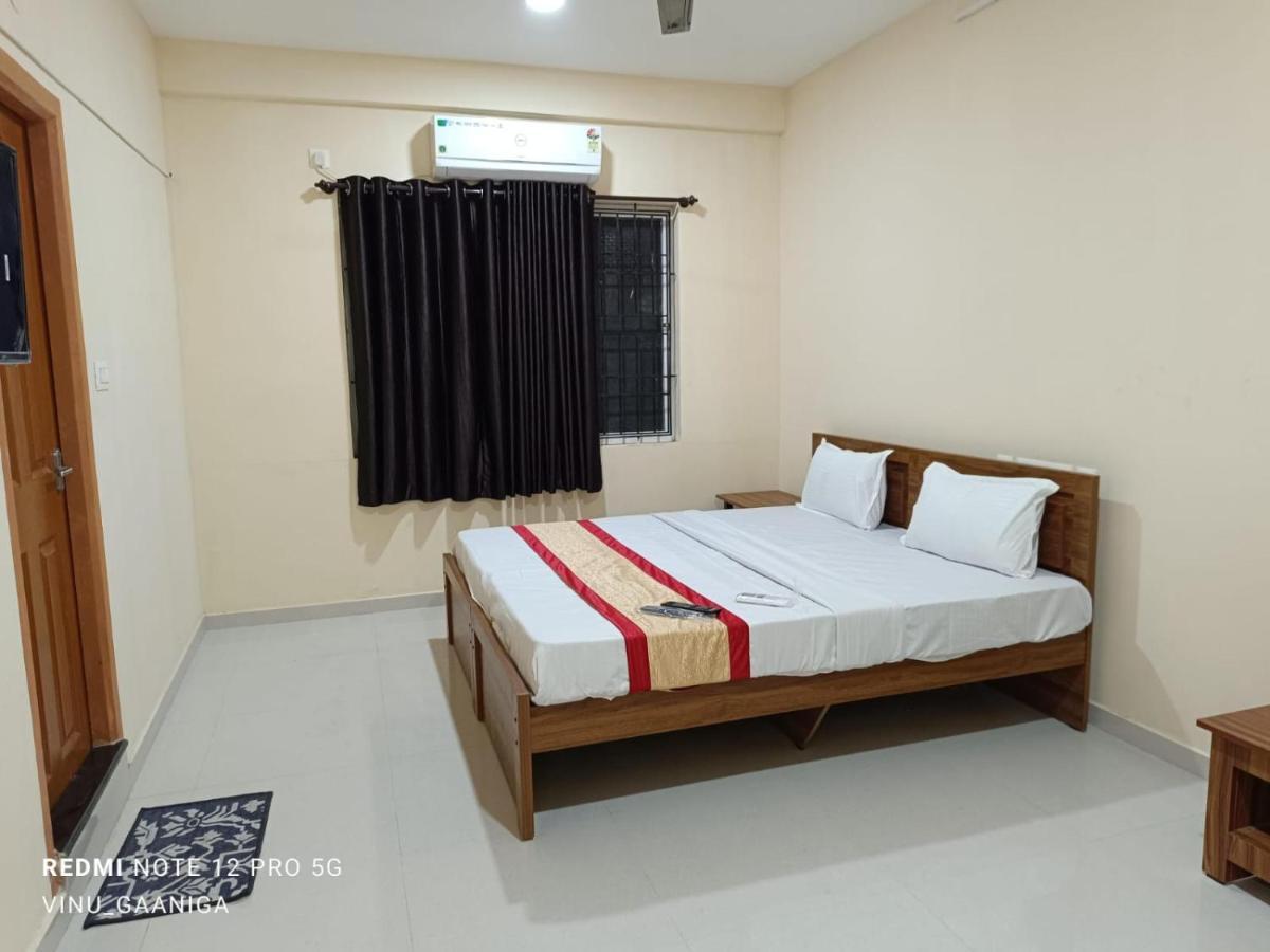 Premier Inn Lodge Mangalore Ngoại thất bức ảnh